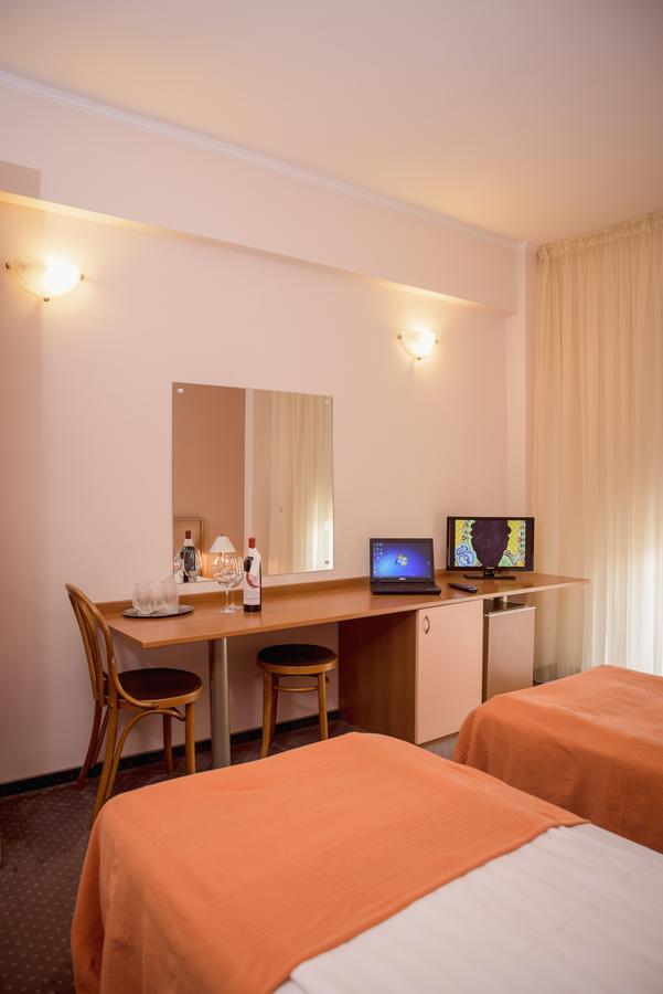 Hotel Reghina Temešvár Exteriér fotografie